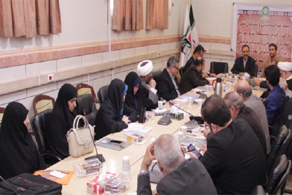 جلسه هم‌اندیشی رؤسا و مدیران عامل اتحادیه‌های قرآنی استان‌ها برگزار شد