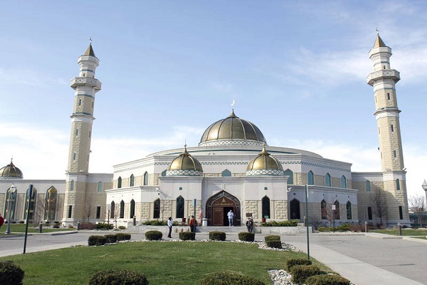 بررسی «تاریخ اسلام در دیربورن» آمریکا/ انگلیسی