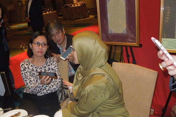 الهام از قرآن در هدیه ایران به سفیر واتیکان+عکس