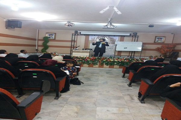 دوره تربیت مربی قرآن در مؤسسه بحرالقرآن به کار خود پایان داد