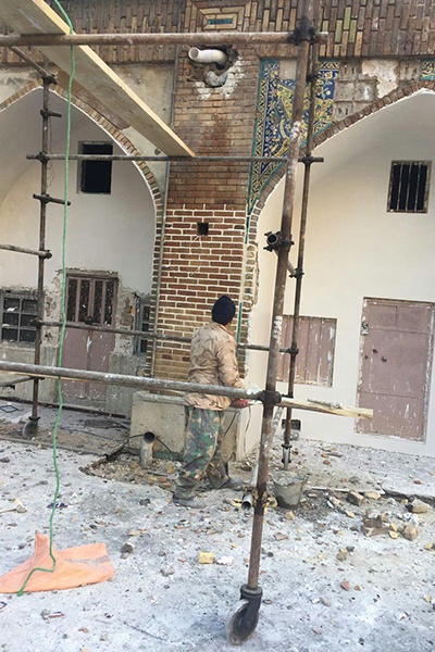 وعده‌هایی که تحقق پیدا نکرد/ هزینه‌های تأمین نشده مسجدآقامحمود یک سال پس از آتش‌سوزی/ لزوم توجه خیرین