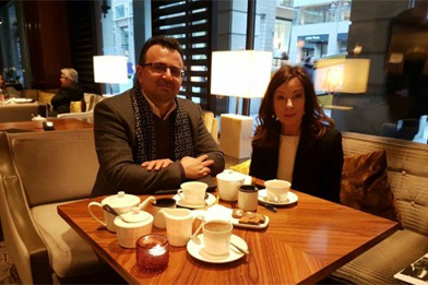 درخواست نماینده یونسکو برای یادمان حافظ ـ گوته در شیراز درخواست نماینده یونسکو برای یادمان حافظ ـ گوته در شیراز