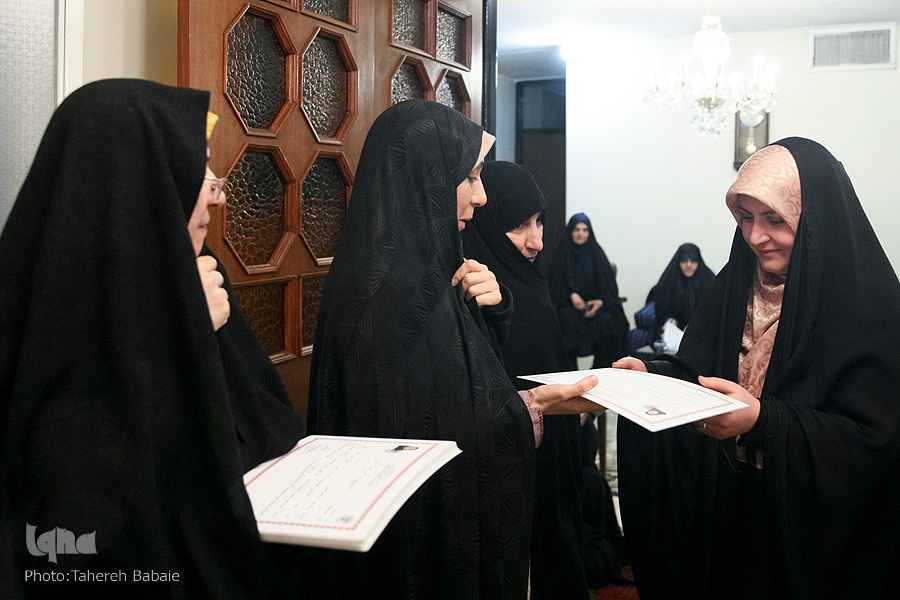 اعطای گواهی پایان دوره تربیت معلم روخوانی قرآن موسسه احسن الحدیث