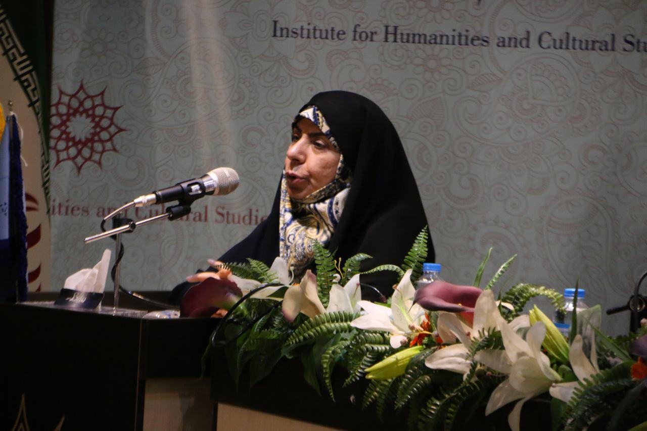 فضای مجازی در پرتو پارادایم توحیدی قرآن/ فهم تکنولوژی در پرتو رویدادگی