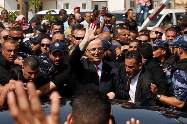 کاروان نخست‌وزیر فلسطین در غزه مورد حمله قرار گرفت