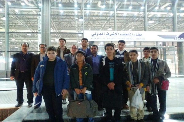 حاشیه نخستین شب اعزام کاروان شوق تلاوت به کربلای معلی/تمرینات بی‌وقفه متسابقان در فرودگاه نجف