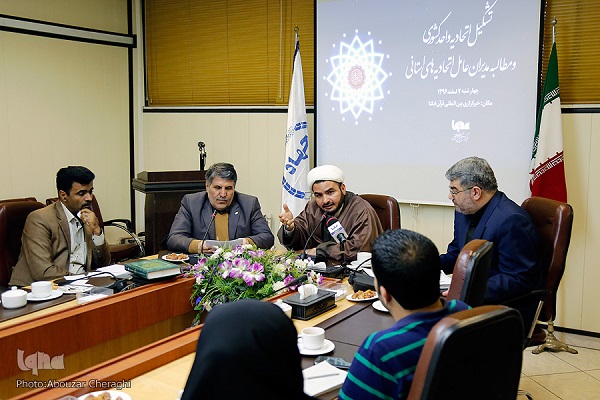 تشکیل اتحادیه‌ مستقل کشوری بدون مانع‌تراشی دستگاه‌ها/ چرایی ثبت نشدن اتحادیه‌‌های استانی