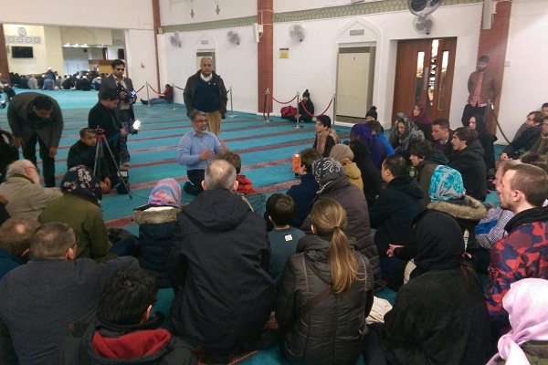 مراسم درهای باز مساجد کمکی بزرگ به مبارزه با اسلام‌هراسی