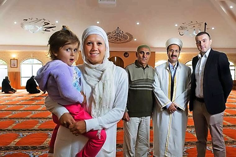 گفت‌وگوی اسلامی در مراسم درهای باز مسجد «تومستاون»