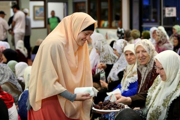 گرامیداشت رمضان با اطعام نیازمندان در «میدلند» آمریکا