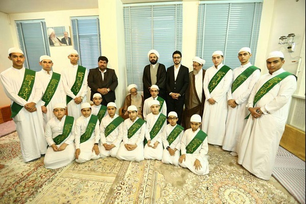 دیدار نو نهالان قرآنی عراق با آیت‌لله صافی‌گلپایگانی