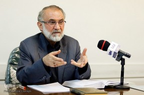 نماز بهجت العرفا؛ مصداق تلاوت خاشعانه/ نحوه تلاوت قرآن بزرگان تبیین و الگو شود