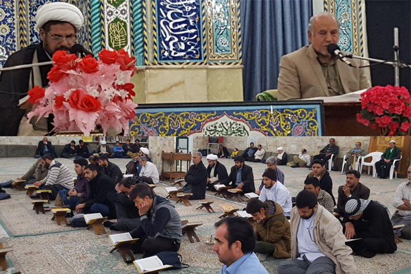 تصویری از جلسه محمدعلی دهدشتی، مدرس قرآن تصویری از جلسه محمدعلی دهدشتی، مدرس قرآن