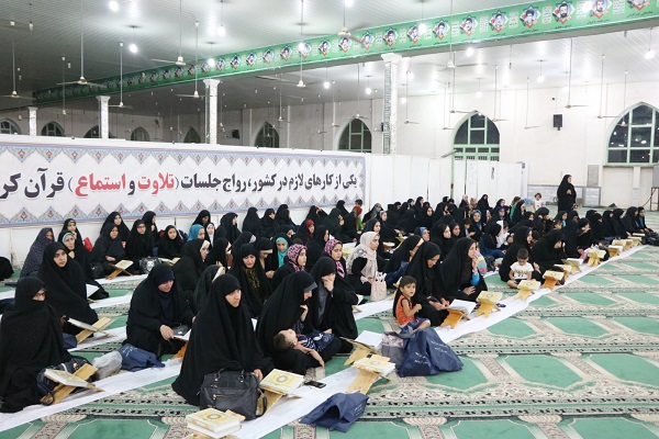 215امین کرسی تلاوت قرآن در آزادشهر برگزار شد