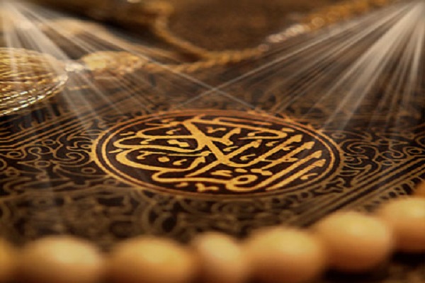 تکریم حافظان قرآنی در دو مسجد غزه