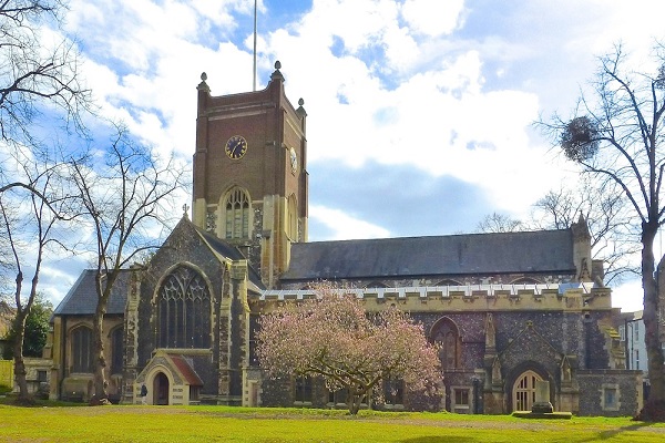  برپایی جشن میلاد حضرت محمد(ص) و حضرت مسیح(ع) در کلیسای انگلیسی