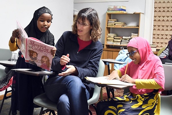 برنامه کمک‌آموزشی کلیسا در مرکز اسلامی منکیتو/ آماده