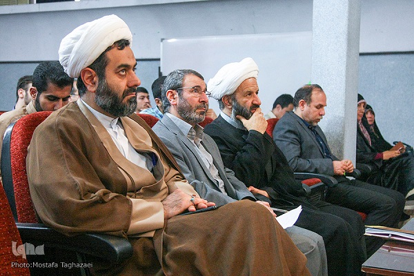 همایش بین‌المللی قرآن کریم و استکبارستیزی در تهران برگزار شد