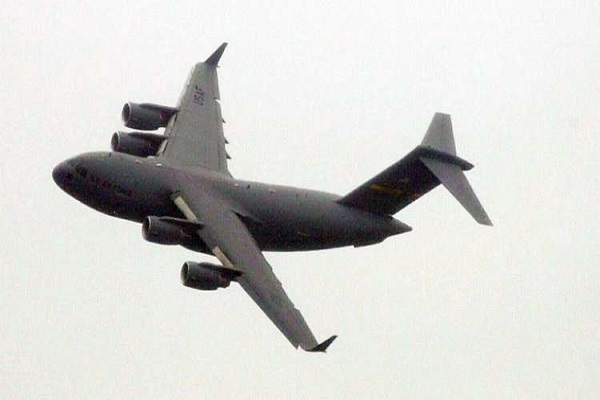 پرواز هواپیمای جاسوسی آمریکایی بر فراز دو پایگاه نظامی روسیه در سوریه پرواز هواپیمای جاسوسی آمریکایی بر فراز دو پایگاه نظامی روسیه در سوریه