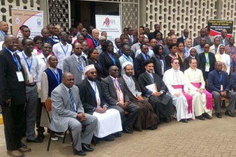 استناد نماینده واتیکان به قرآن در سمینار کنیا استناد نماینده واتیکان به قرآن در سمینار کنیا