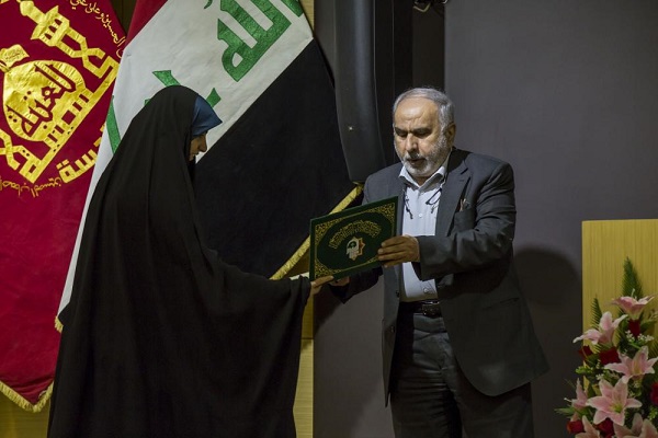 تجلیل از بانوان برتر قرآنی عراق در آستان عباسی