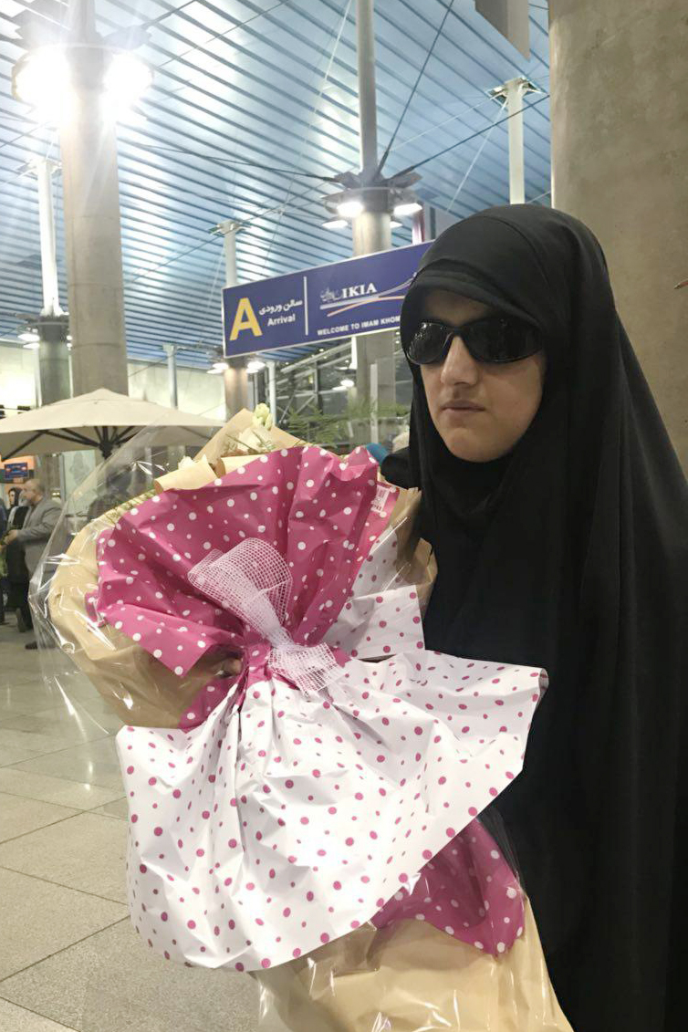 مریم شفیعی رتبه سوم مسابقات اردن مریم شفیعی رتبه سوم مسابقات اردن