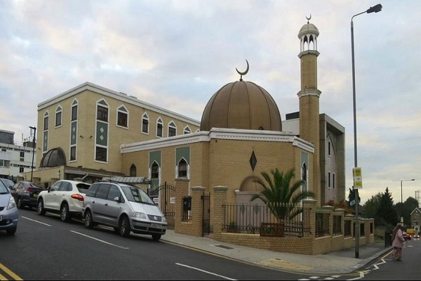 حمله به مساجد در شهرهای مختلف آلمان