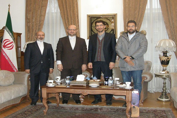 استقبال مسلمانان بوسنی از تلاوت قاری ایرانی+عکس