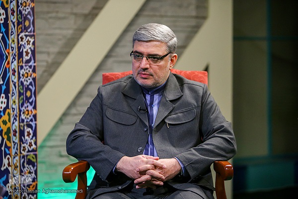 شنبه///جهتگیری قرآنی دولتها در شأن انقلاب و نظام نبوده است/ مسئولان به رهبری تأسی کنند شنبه///جهتگیری قرآنی دولتها در شأن انقلاب و نظام نبوده است/ مسئولان به رهبری تأسی کنند