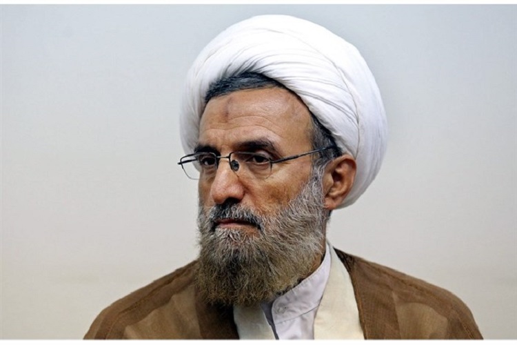 بودجه دولتی حوزه سر سفره استادان و طلاب نمی‌رود/