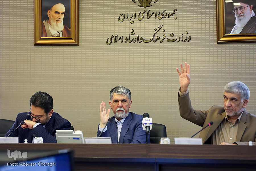 بررسی شش دستور و پیش دستور در جلسه کمیسیون تبلیغی و ترویجی / عضویت کمیته امداد