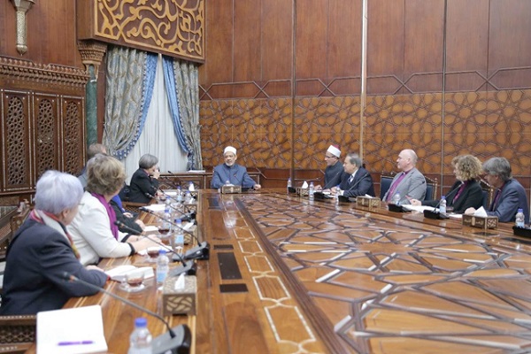 تحقق صلح جهانی مأموریت رهبران ادیان است تحقق صلح جهانی مأموریت رهبران ادیان است