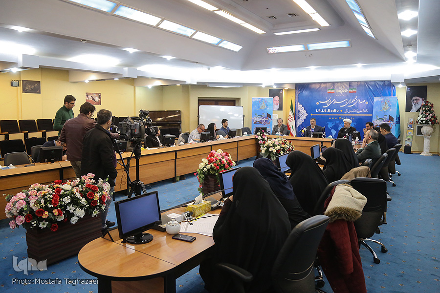 حرکت «کاروان قرآنی انقلاب» در 11 استان/ اعلام برنامه‌های دهه فجر رادیو قرآن