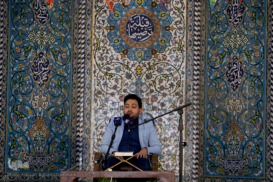 صوت/ تلاوت کاروان انقلاب در عنبرآباد و جیرفت