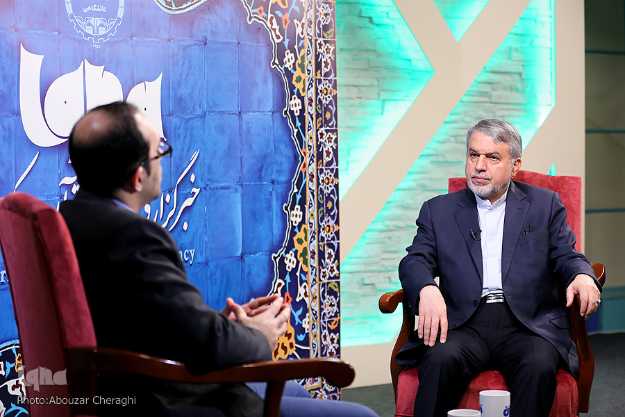 ساخت انسان فرهنگی؛ محور اندیشه امام(ره)/ انقلاب نیازمند الگوی استراتژیک است/ ایجاد اغتشاش مفهومی بین مردمگرایی و پوپولیسم ساخت انسان فرهنگی؛ محور اندیشه امام(ره)/ انقلاب نیازمند الگوی استراتژیک است/ ایجاد اغتشاش مفهومی بین مردمگرایی و پوپولیسم