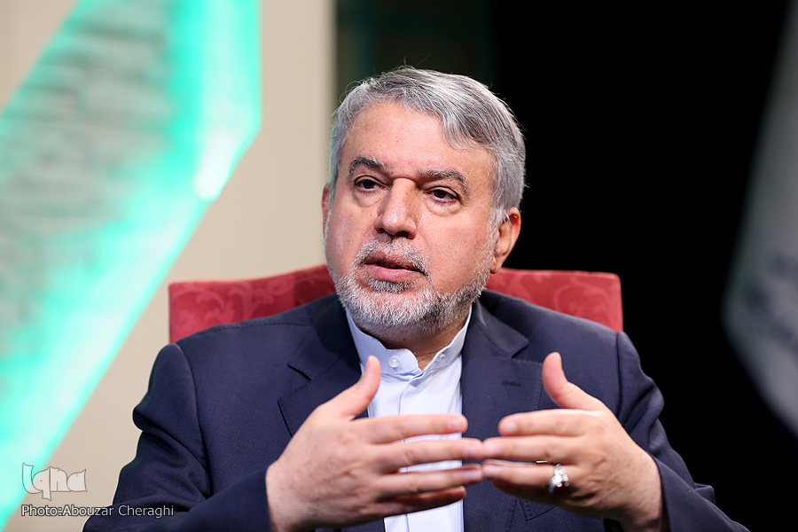 ساخت انسان فرهنگی؛ محور اندیشه امام(ره)/ انقلاب نیازمند الگوی استراتژیک است/ ایجاد اغتشاش مفهومی بین مردمگرایی و پوپولیسم ساخت انسان فرهنگی؛ محور اندیشه امام(ره)/ انقلاب نیازمند الگوی استراتژیک است/ ایجاد اغتشاش مفهومی بین مردمگرایی و پوپولیسم