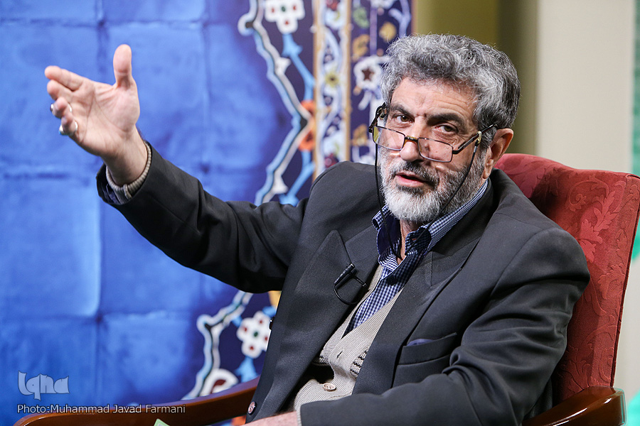 نقش مدیران و کم‌رنگ بودن قرآن در جامعه / دست‌های پشت پرده در شکل‌گیری برخی نهادها