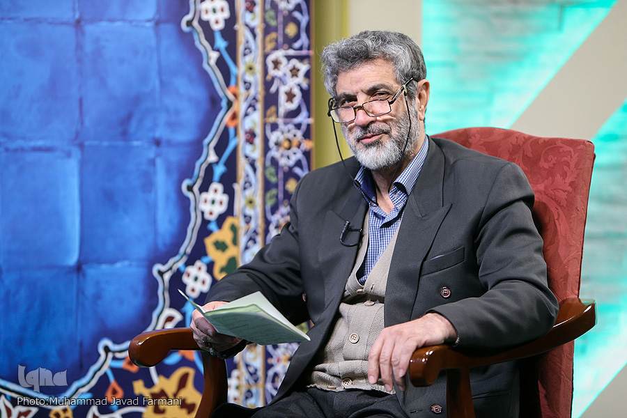 نقش مدیران و کم‌رنگ بودن قرآن در جامعه / دست‌های پشت پرده در شکل‌گیری برخی نهادها