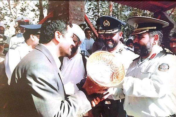 خاطره سرهنگ بازنشسته از تجمع پرسنل نهاجا مقابل امام خمینی(ره) خاطره سرهنگ بازنشسته از تجمع پرسنل نهاجا مقابل امام خمینی(ره)