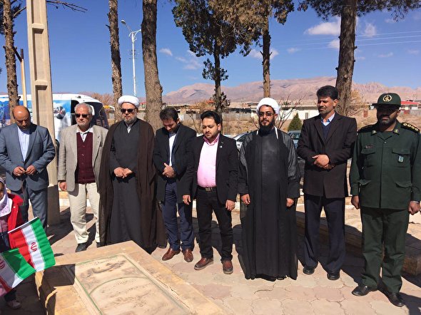 صوت/ طنین قرآن در گلزار شهدای باغین