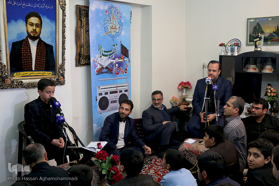 میزبانی خانواده شهید منا «محسن حاجیحسنی» از کاروان قرآنی انقلاب میزبانی خانواده شهید منا «محسن حاجیحسنی» از کاروان قرآنی انقلاب