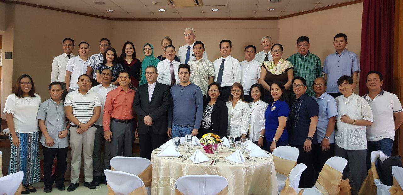 تبیین نگاه قرآن به ادیان در کلیسای فیلیپین+عکس