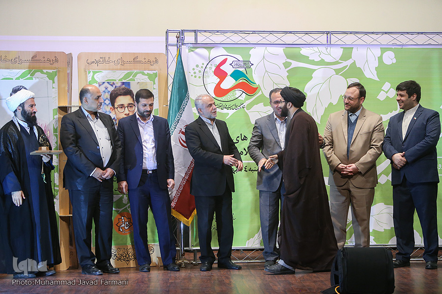 رویش‌های نسل سوم انقلاب تجلیل شدند/ «سیدمحمدحسین طباطبایی»؛ رویش قرآنی انقلاب