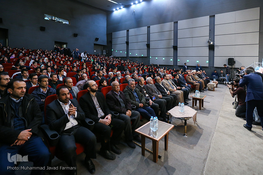 رویش‌های نسل سوم انقلاب تجلیل شدند/ «سیدمحمدحسین طباطبایی»؛ رویش قرآنی انقلاب