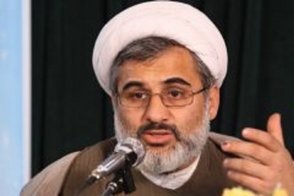 بررسی نقش مردم در حکومت از منظر قرآن با تأکید بر آرای تفسیری امام خمینی(ره)