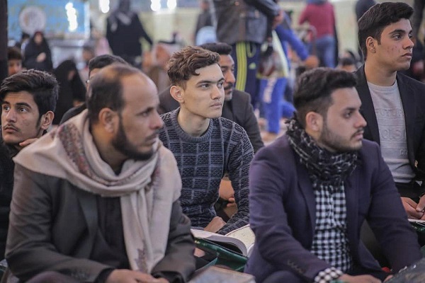 تلاوت مدیر رادیو قرآن ایران در محفل قرآنی آستان عباسی