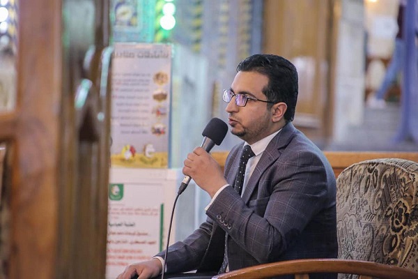 تلاوت مدیر رادیو قرآن ایران در محفل قرآنی آستان عباسی