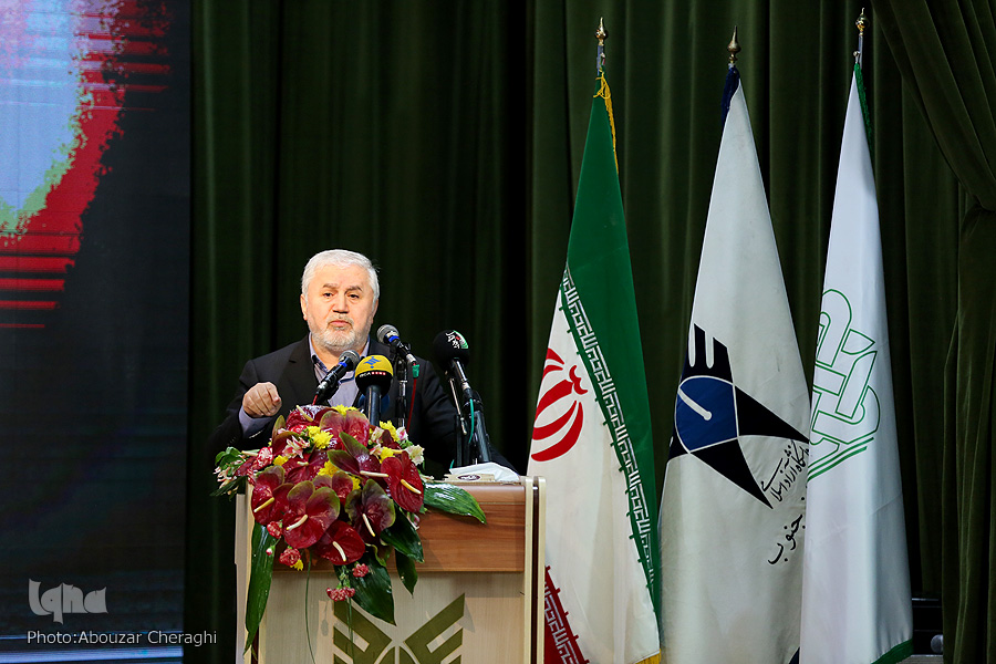 نیازمندی&zwnj;های مطالعات انقلاب اسلامی/ جایزه جهانی انقلاب اسلامی و&zwnj; امام خمینی(ره) راه&zwnj;اندازی شود