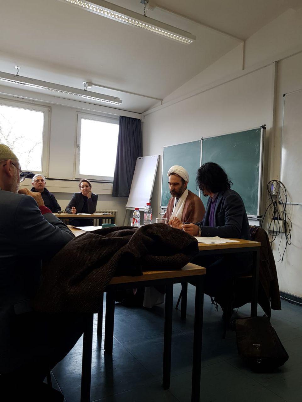 حضور اسلامشناسان آلمانی در کارگاه دانشگاه «کلن» حضور اسلامشناسان آلمانی در کارگاه دانشگاه «کلن»