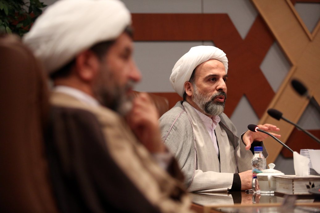 دانش فقه چگونه می‌تواند نقش اجتماعی ایفا کند؟ / تفاوت فقه حکومت و فقه حکومتی